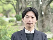 助 教  金子 和暉